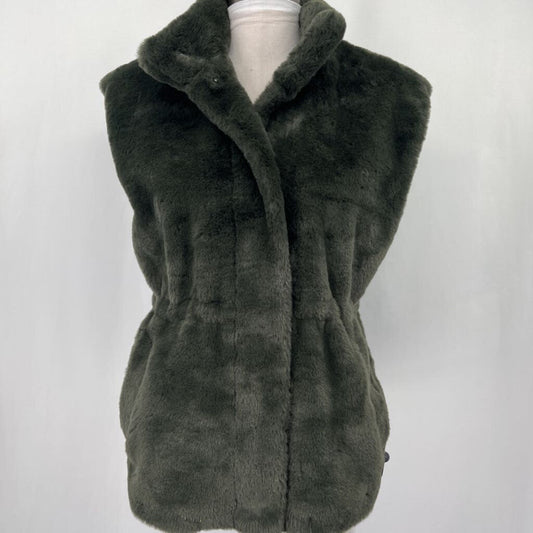 Vera Moda Faux Fur Vest
