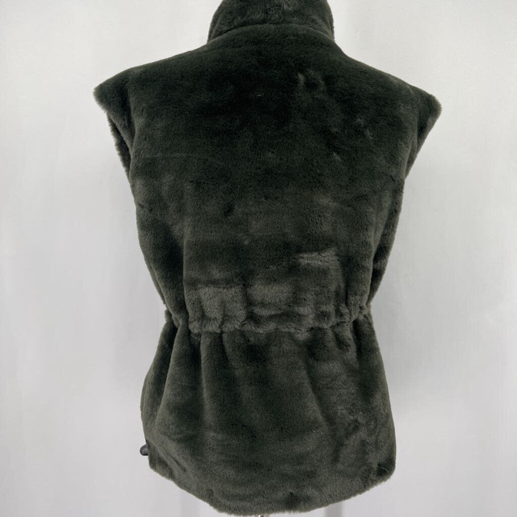 Vera Moda Faux Fur Vest