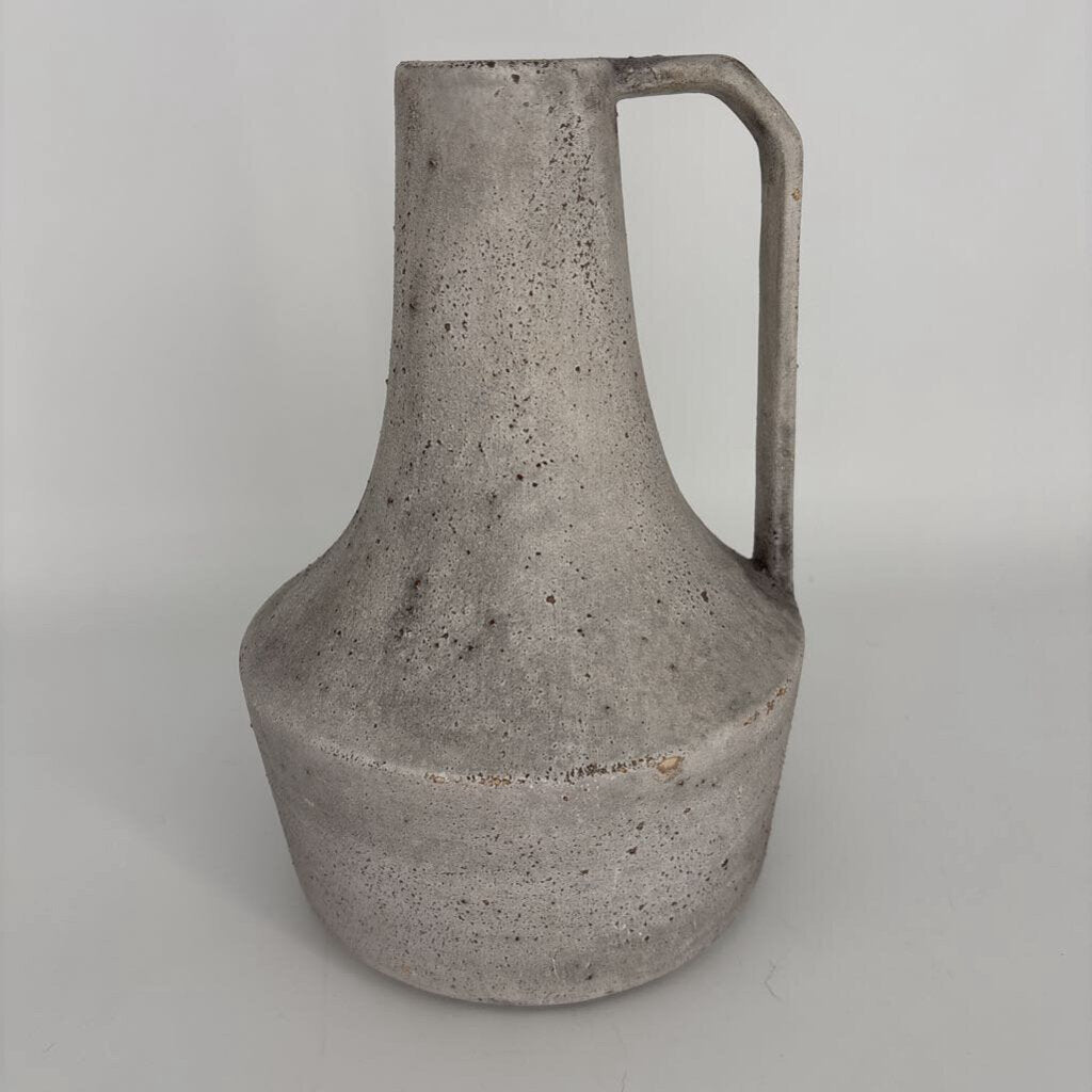 Stoneware Jug w/Handle