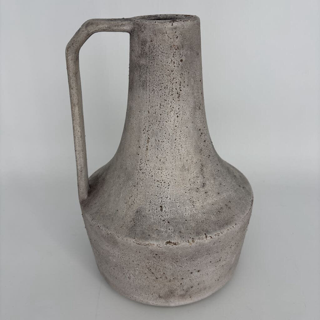 Stoneware Jug w/Handle