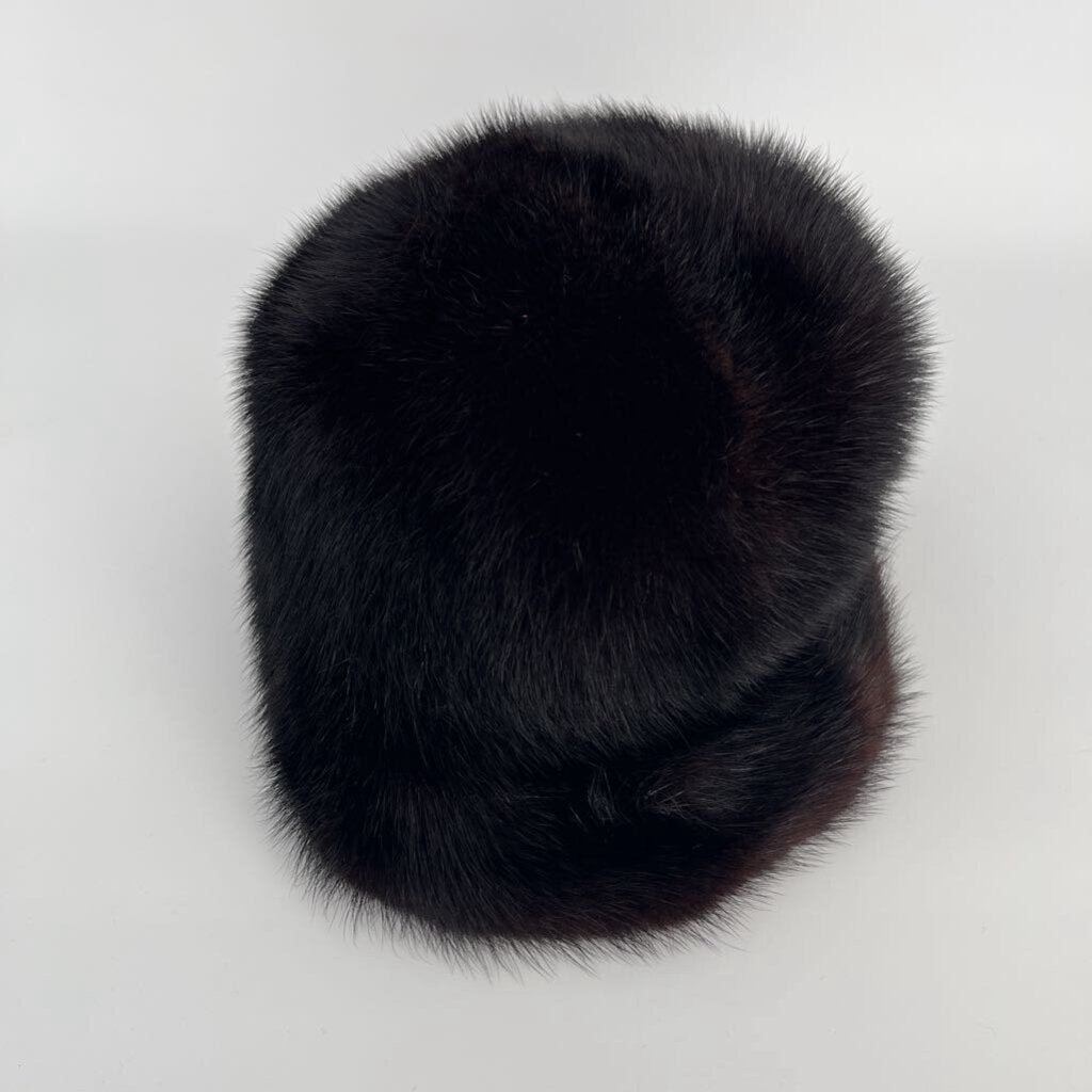 Vincent & Bill Mink Cap