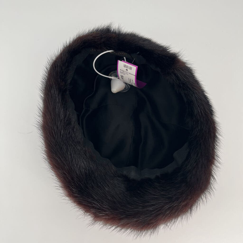 Vincent & Bill Mink Cap