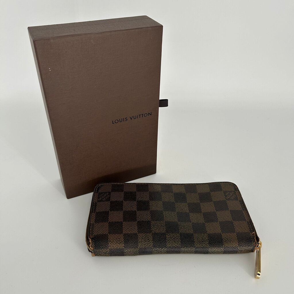 LV Zippy Wallet