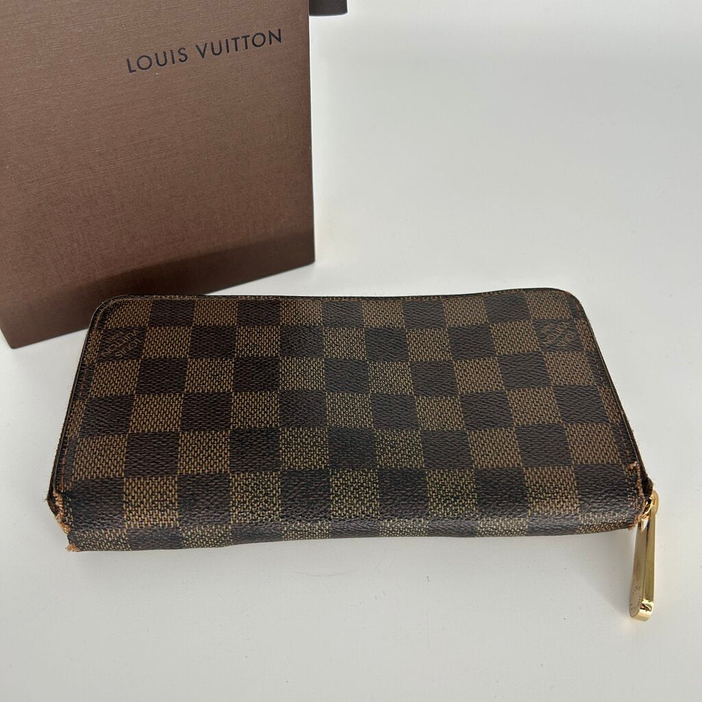 LV Zippy Wallet