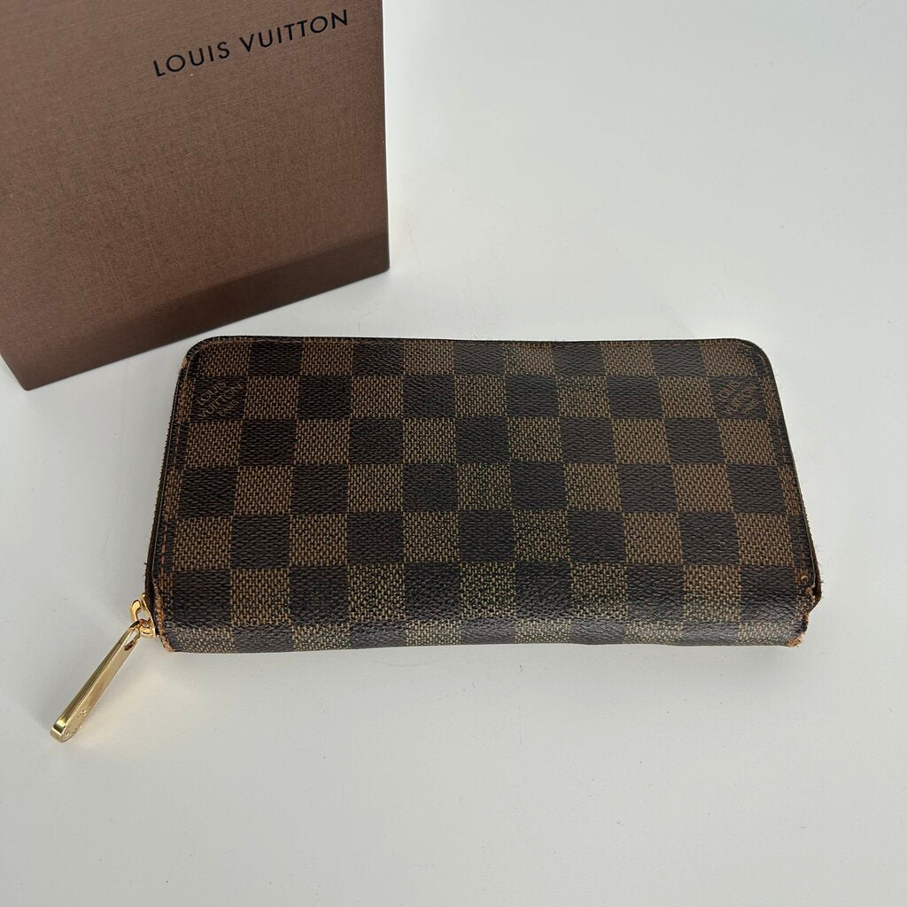 LV Zippy Wallet