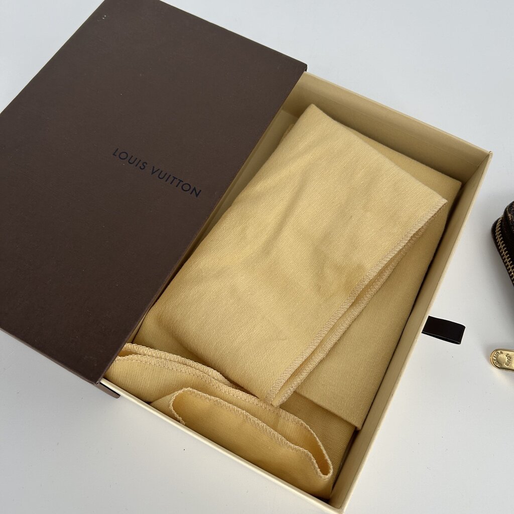 LV Zippy Wallet