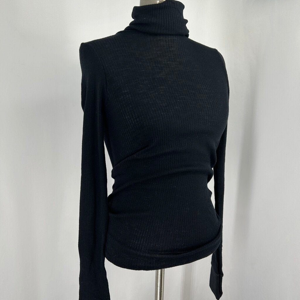 Vanessa Bruno Wool & Silk Turtleneck