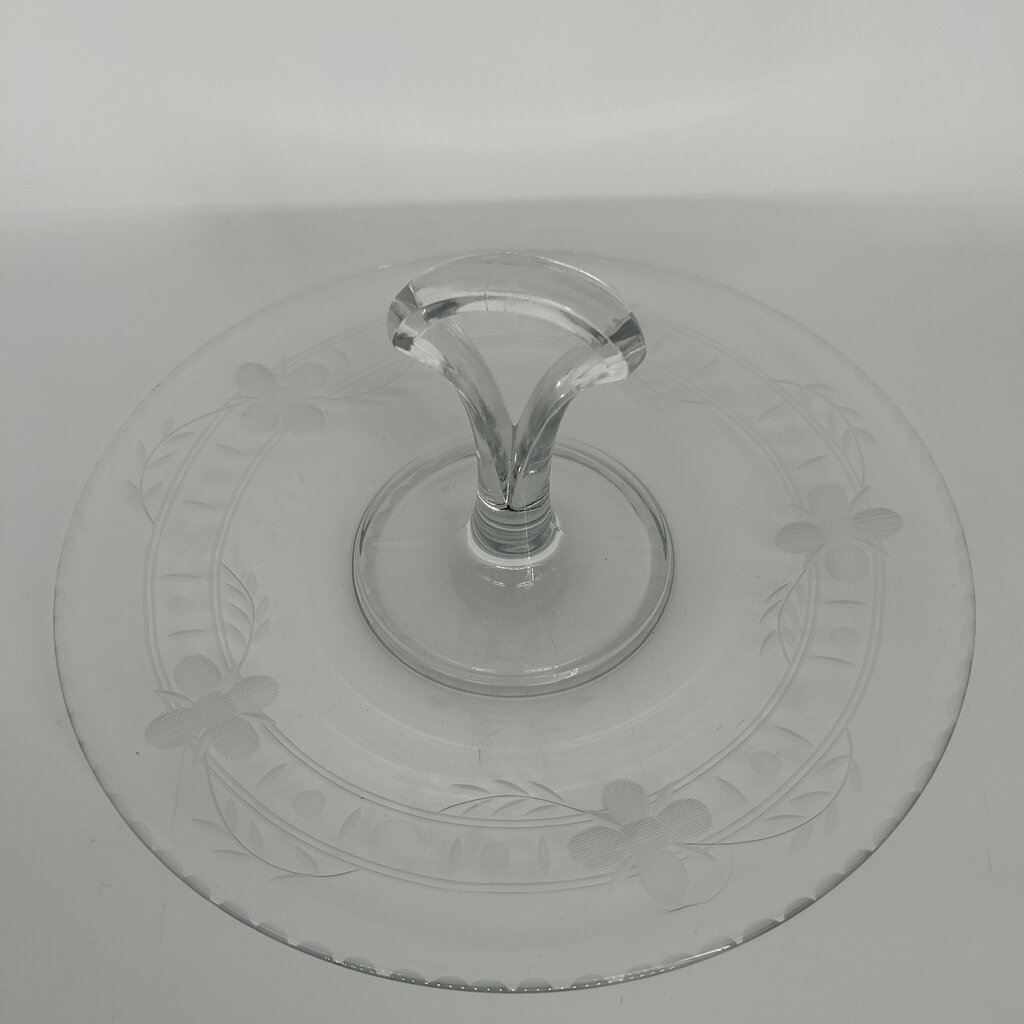 VTG Center Handle Serving Plate