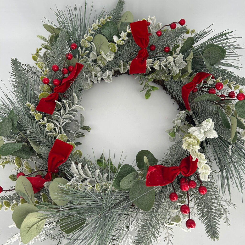 Flocked Wreath w/ Bows