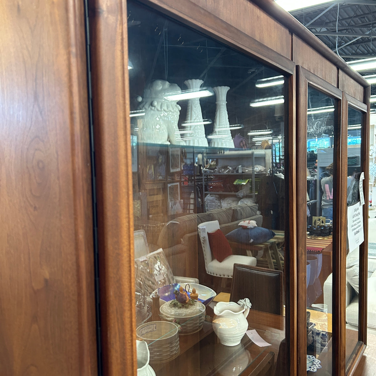 MCM China Hutch w Glass Doors